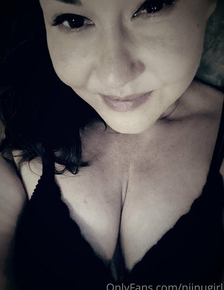 niinugirl erwachsene sexy fotos