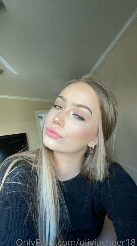 oliviacheer18 nacktheit erotische foto