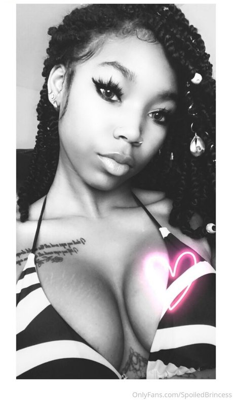 prinzessin nackt onlyfans xxx pornografische bild