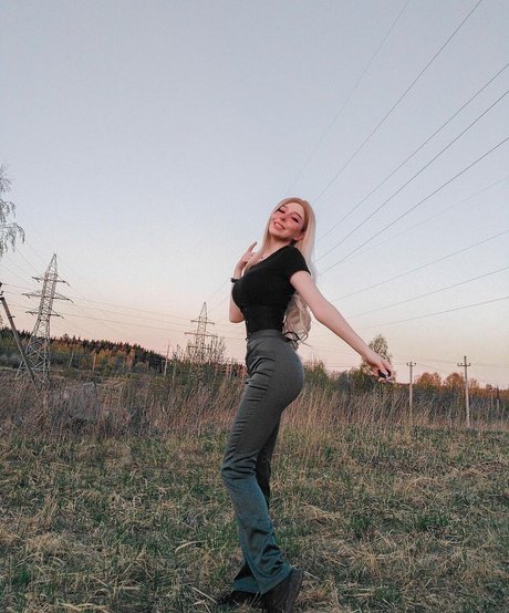 miss a n a s t a s i a schauspielerin akt fotos