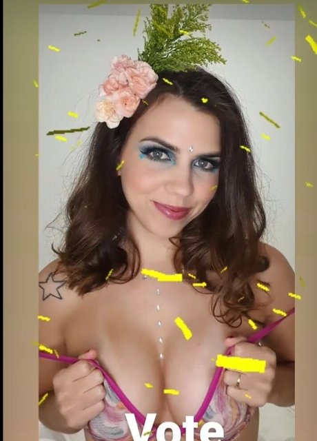 Daianablue hübsche nackt fotos