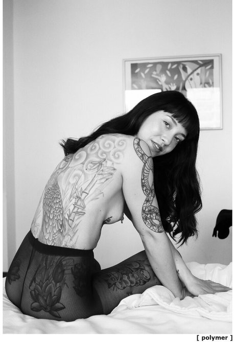 Asami Suicide erwachsene xxx bilder