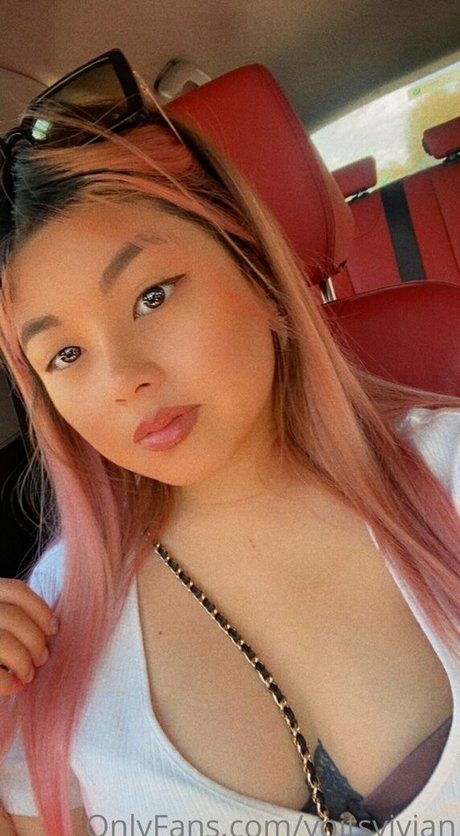 yoitsvivian schöne kunst galerie