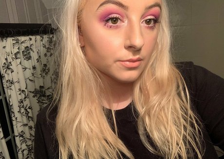 scarlettskyeof heiße pornografische fotos