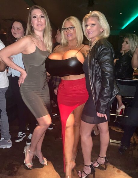 allegracolesworld nackt kunst bilder