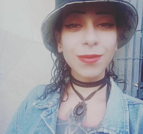 Emypunk96 pornostar nette galerie