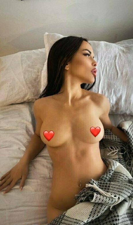 katy sexxxy exklusive akt bild