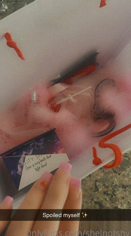 shelnotshy xxx exklusive archiv