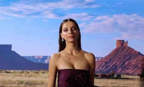 Angela Sarafyan perfekte nette fotos