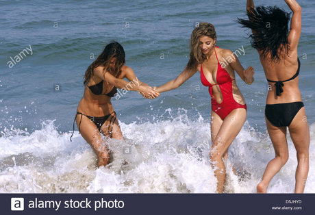 Angela Sarafyan xxx galerien