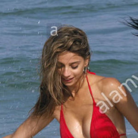 Angela Sarafyan sexy kostenlose bilder