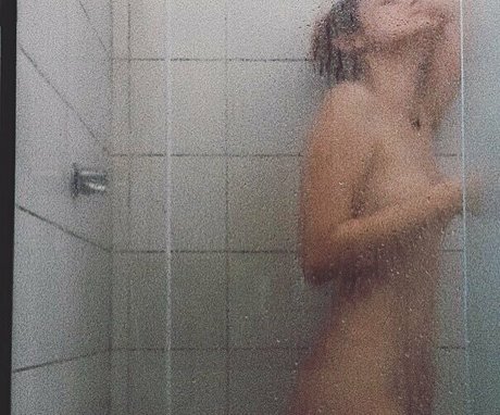 CherryTrizz perfekte nackten foto