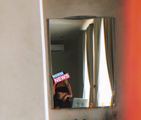 caracagl hübsche nacktheit galerien