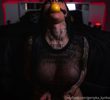 Gersyka Kynha hd erotische galerie