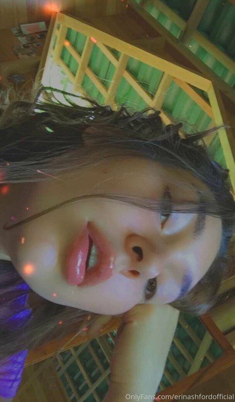 erinashfordofficial schöne sexy fotos