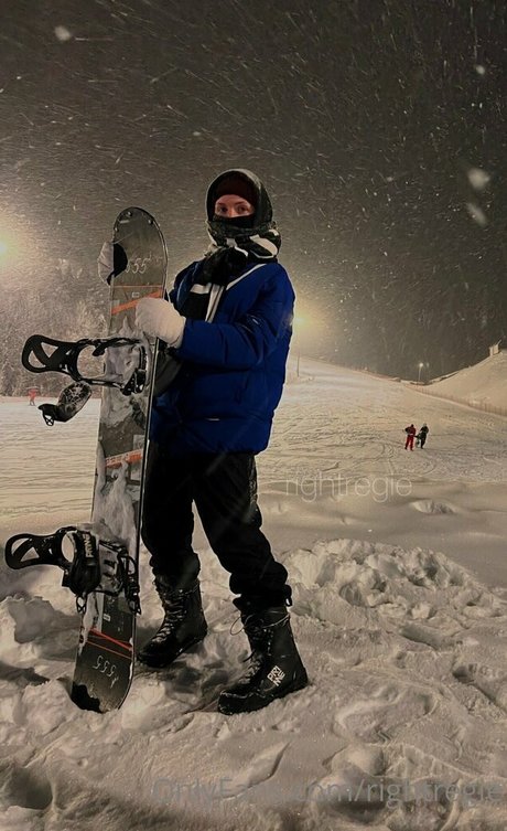 rightregie kostenlose akt fotos