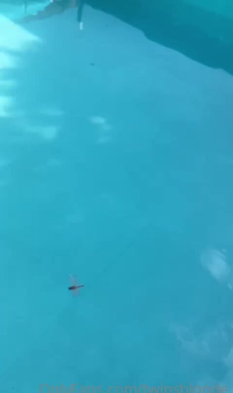 twinsblonde hd nacktheit foto