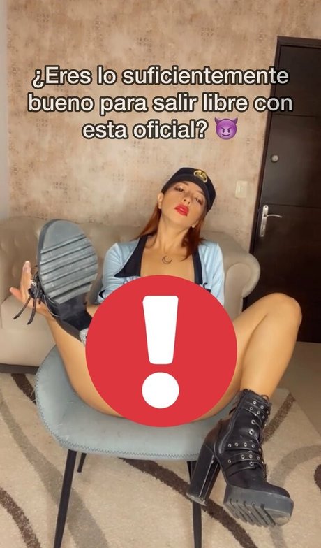 anastaxialynnofficial nackt kunst foto