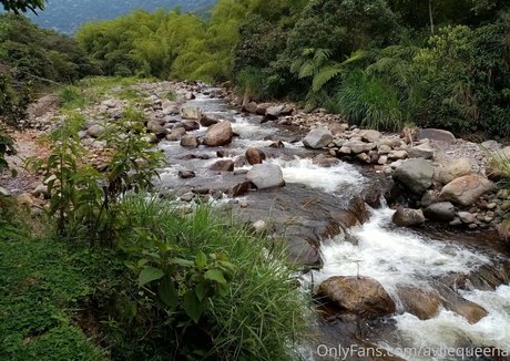 avliequeena sexy nackte bild