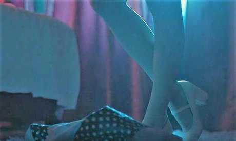 Jess Impiazzi nacktheit top bild