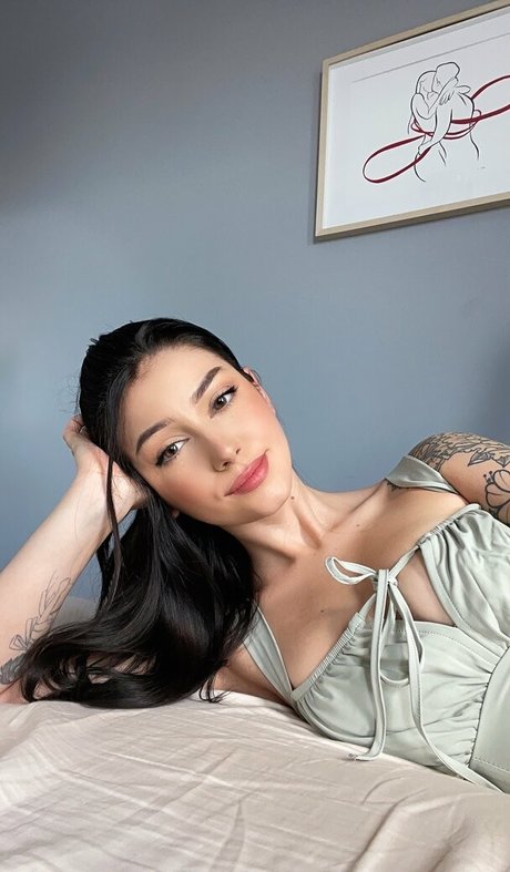 Mamiii111 exklusive nackten bilder