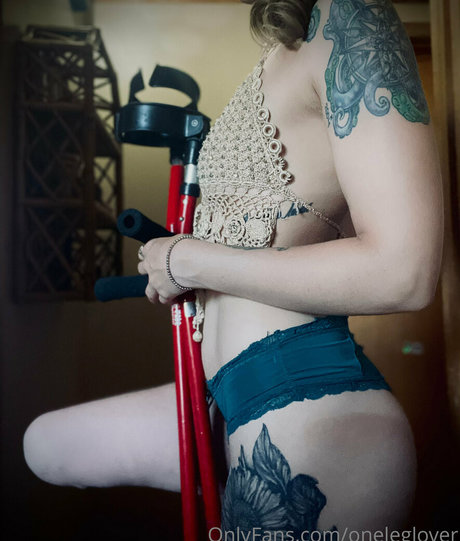 oneleglover schöne akt fotos