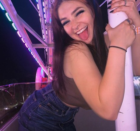 Sarah Lynne Marie freie sex fotos