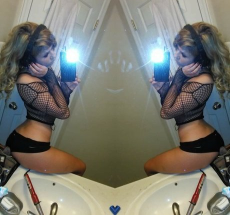 Daria Thibault top schöne galerie