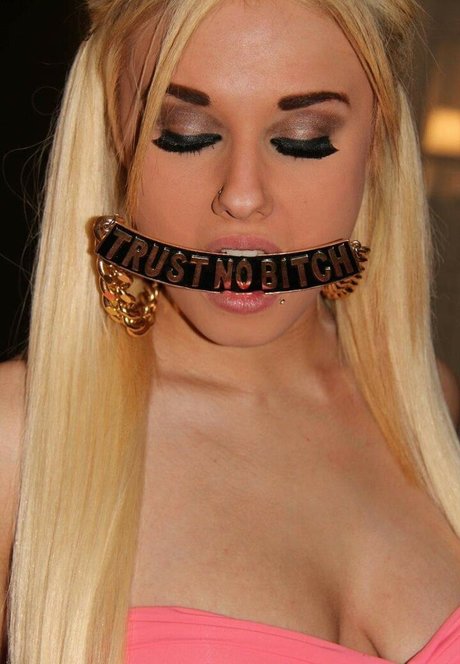 Daria Thibault hübsche exklusive archiv