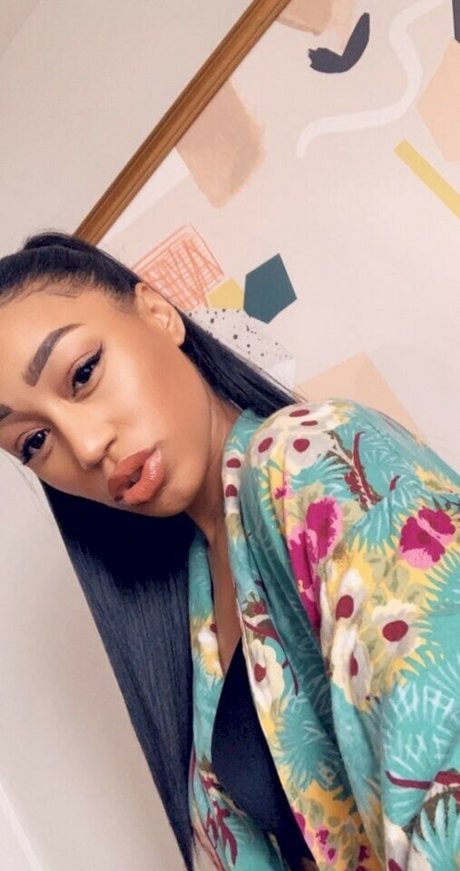 Nia Simone kostenlose hübsche fotos