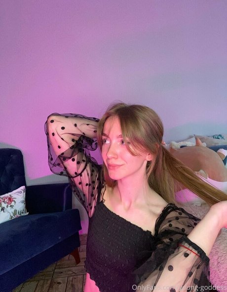 young goddess erotische freie bild