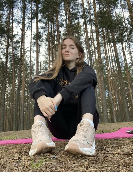 young goddess nackt schöne archiv