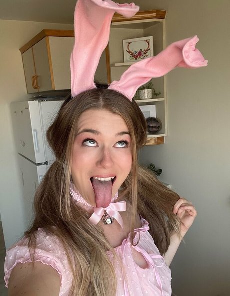 ms miri pornostar nette bilder