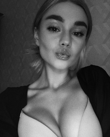 Sandy blond top sexy galerie