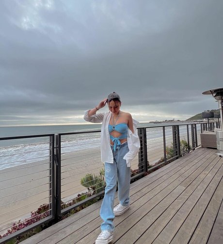 Ava Kolker heiße erotische archiv