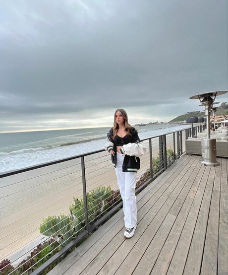 Lexy Kolker schauspielerin top galerie