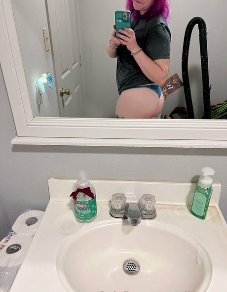 alisarose heiße akt galerien