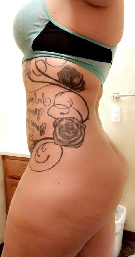 xxtattooed barbie beste porno fotos