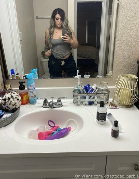 xxtattooed barbie kunst porno foto