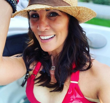 Andrea Mclean hd schöne bilder