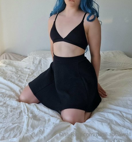 basiliablakwall schauspielerin porno galerien