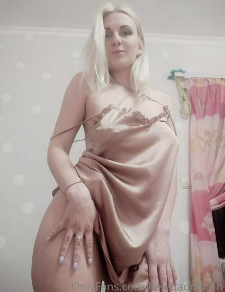 helenadolphin nacktheit akt foto