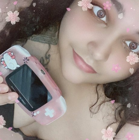 goddesskonata model heiße foto