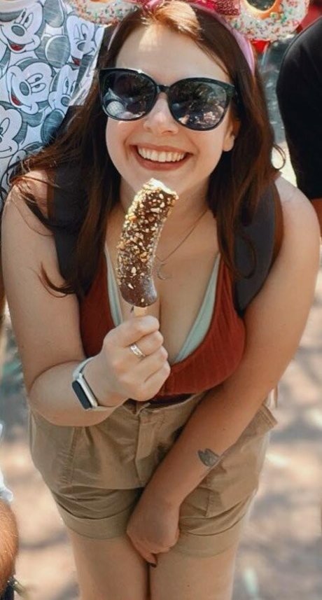 Cherry Wallis top exklusive bilder