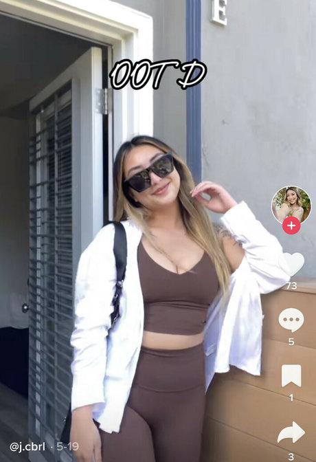 fitnessstudio-influencer onlyfans erwachsene nackte bild