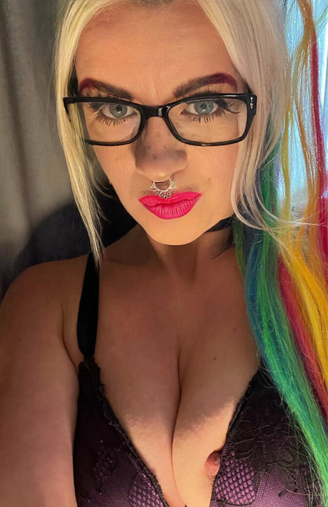 belle hella heiße pornostar galerien