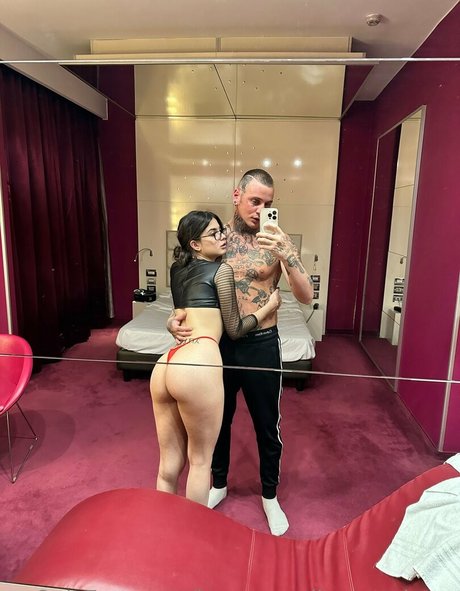 triefend nasse muschi onlyfans porno xxx bilder