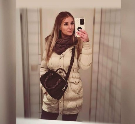 schwarze oma-onlyfans porno erotische galerien