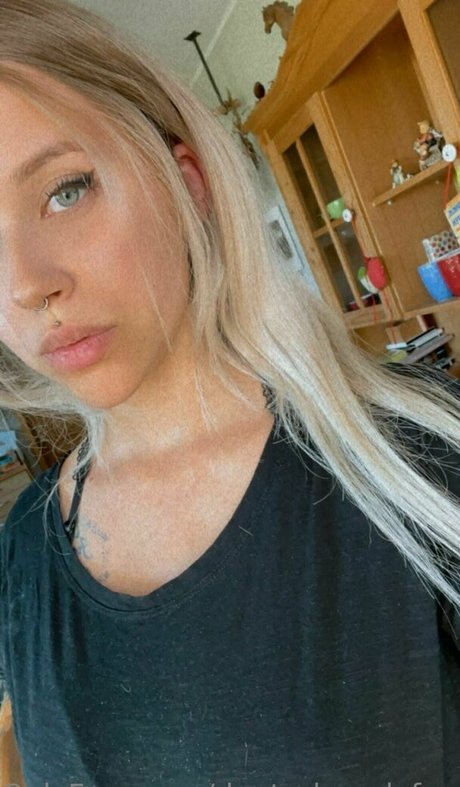 Deutscheonlyfans sexy akt bild