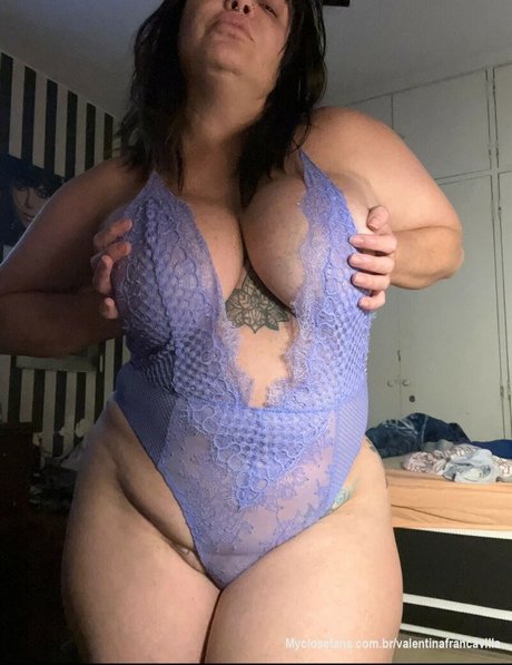 Valentina Francavilla sexy freie foto